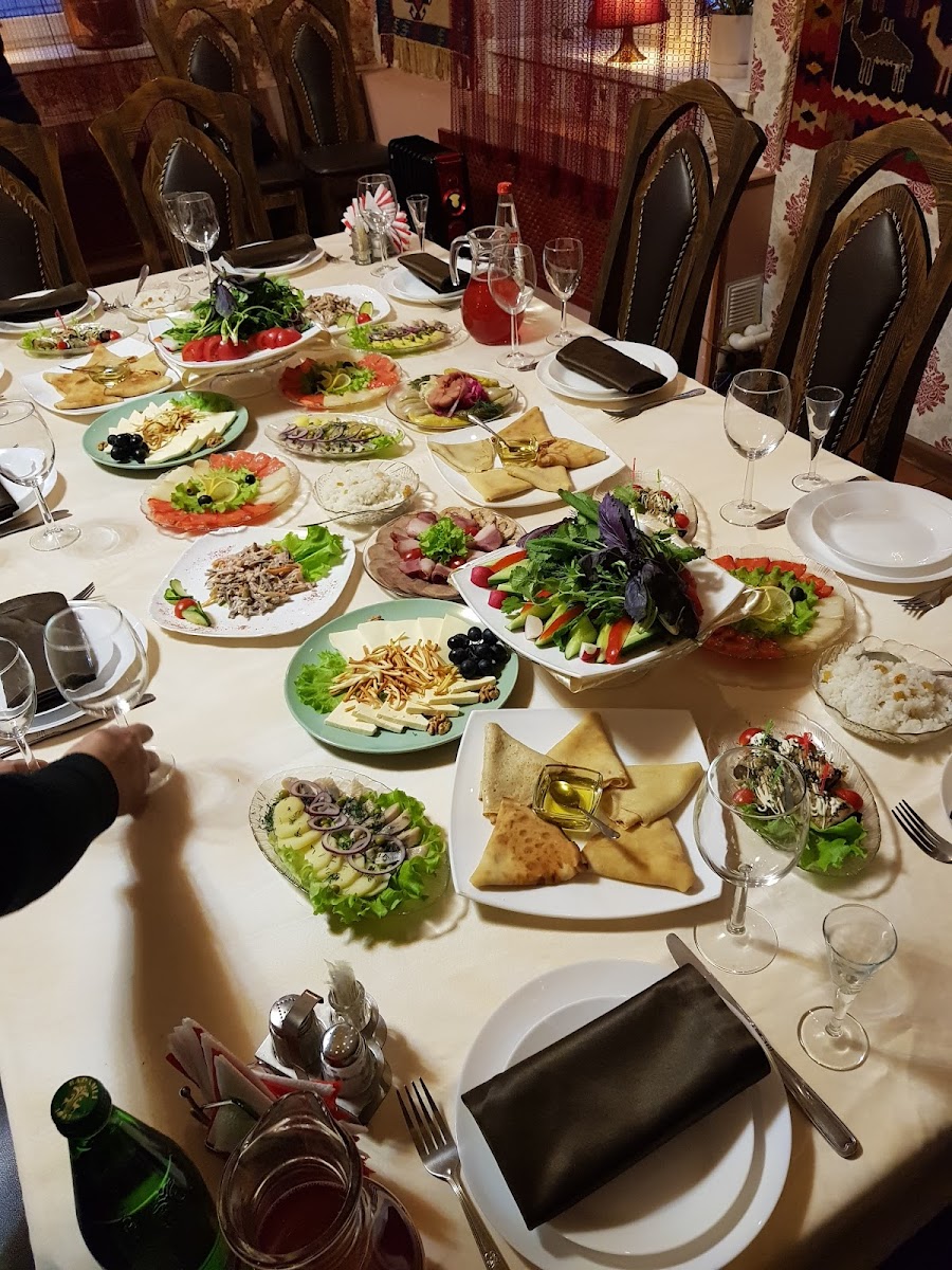 Kal'yannaya Zolotoy Dvorik-5